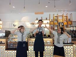 áo thun quán cafe